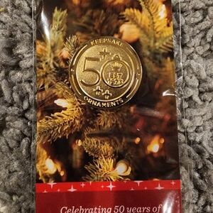 Hallmark Keepsake ornament collectors pin